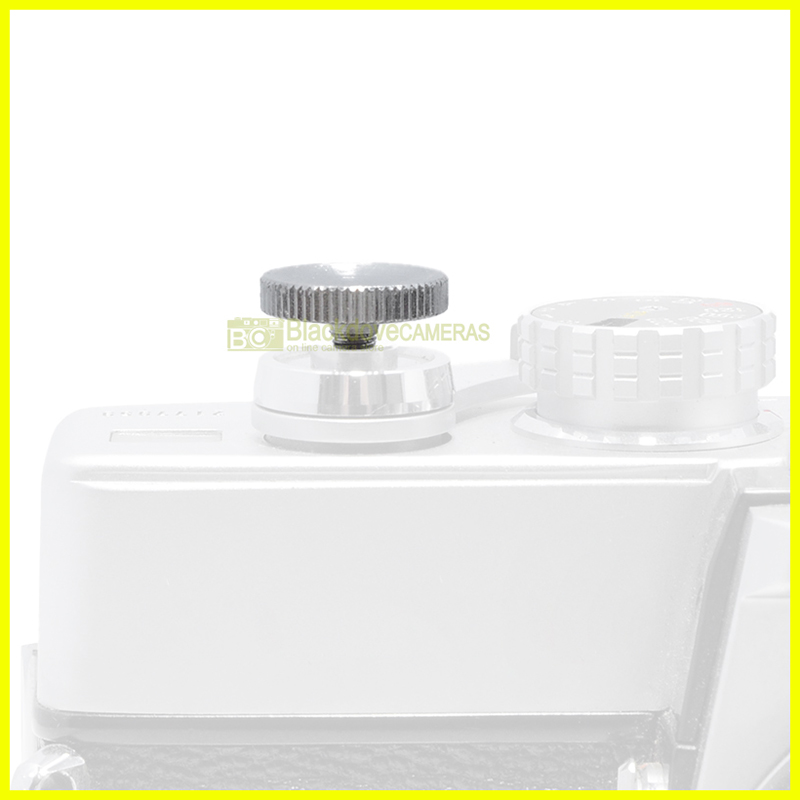 Pulsante soft touch per fotocamere a pellicola con innesto a vite universale.