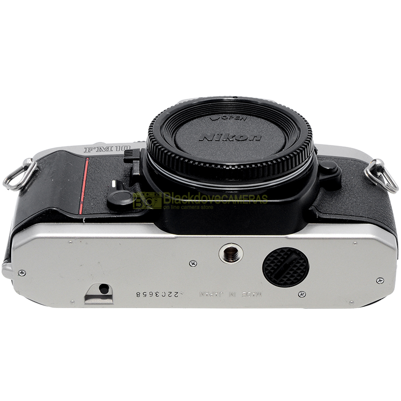 Nikon FM10