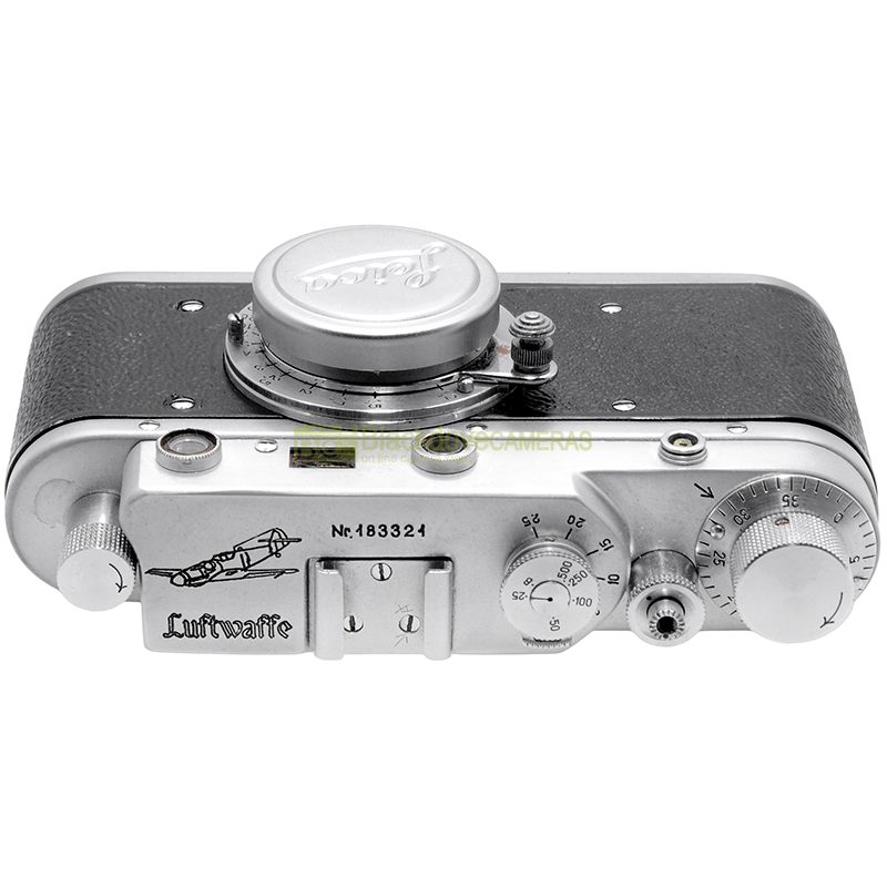 Fed 2 Fotocamera a telemetro M39 con Elmar 5cm. f3,5. Replica Leica Luftwaffe.