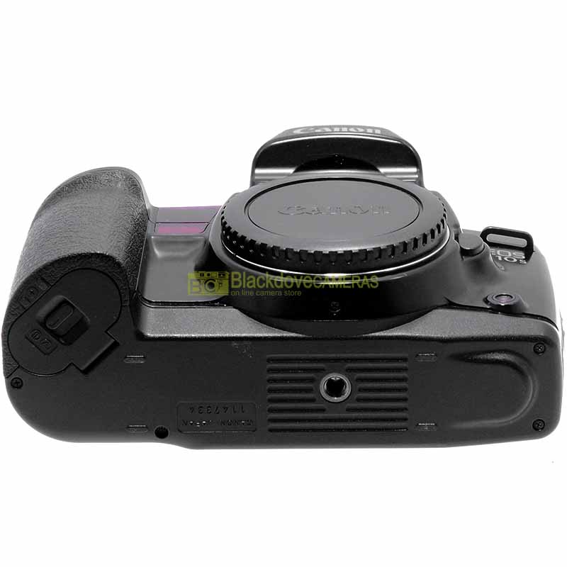 Canon EOS 10S dettaglio impugnatura – foto reale