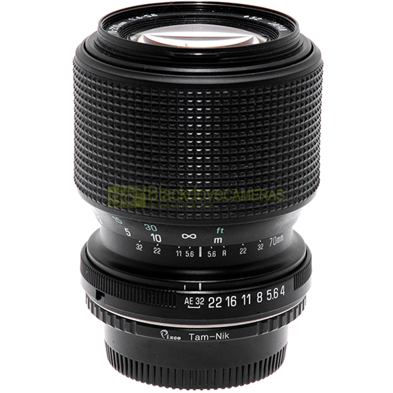 Tamron 70/210mm. f4-5,6 obiettivo manual focus full frame per fotocamere Nikon.
