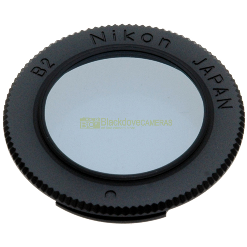 Filtro Nikon B2 Azzurro, innesto a baionetta B39 per montaggio posteriore.