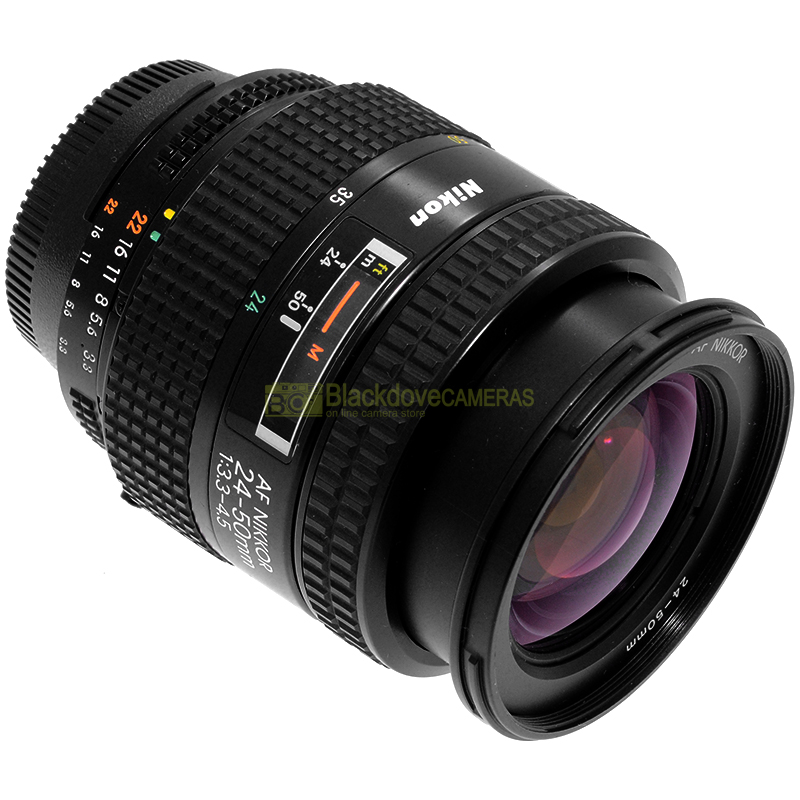 Nikon AF Nikkor 24/50mm f3,3-4,5. Obiettivo zoom autofocus per fotocamere.