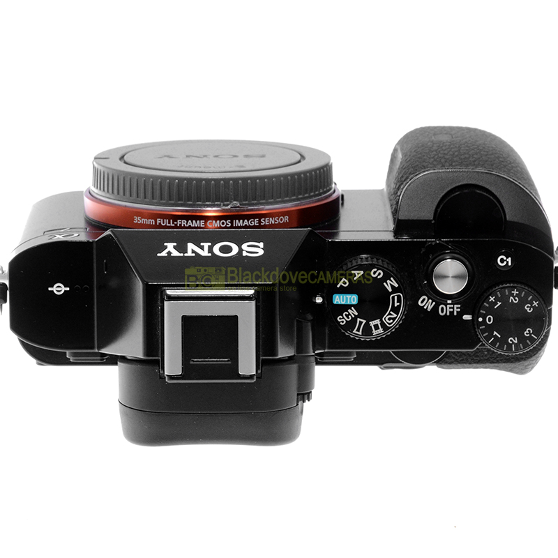 Sony Alpha A7 ILCE 7K vista 3