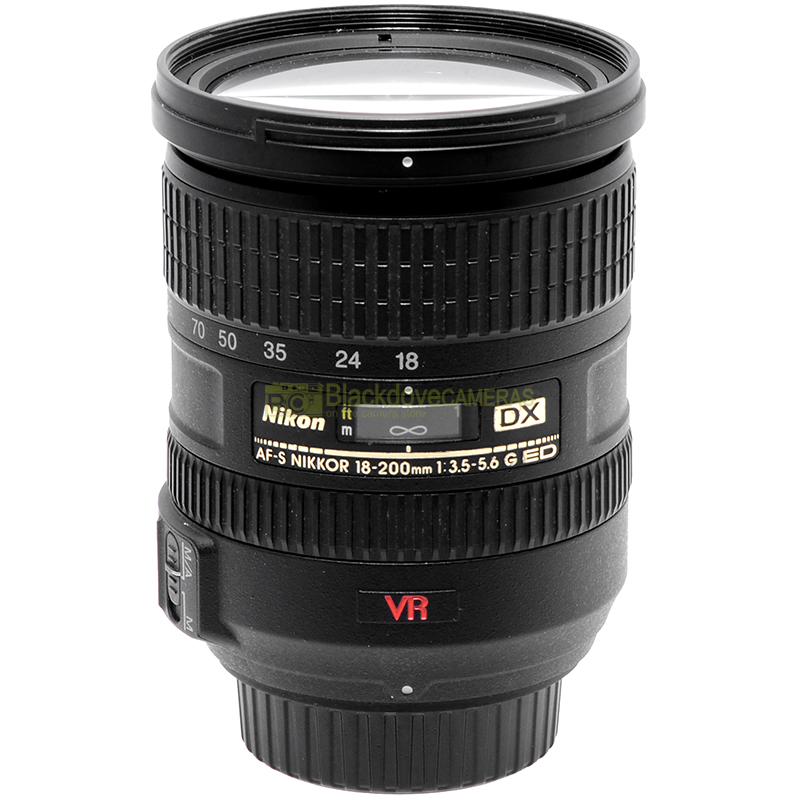 Nikon AF-S Nikkor 18/200mm f3,5-5,6 G ED VR obiettivo zoom per reflex digitali.