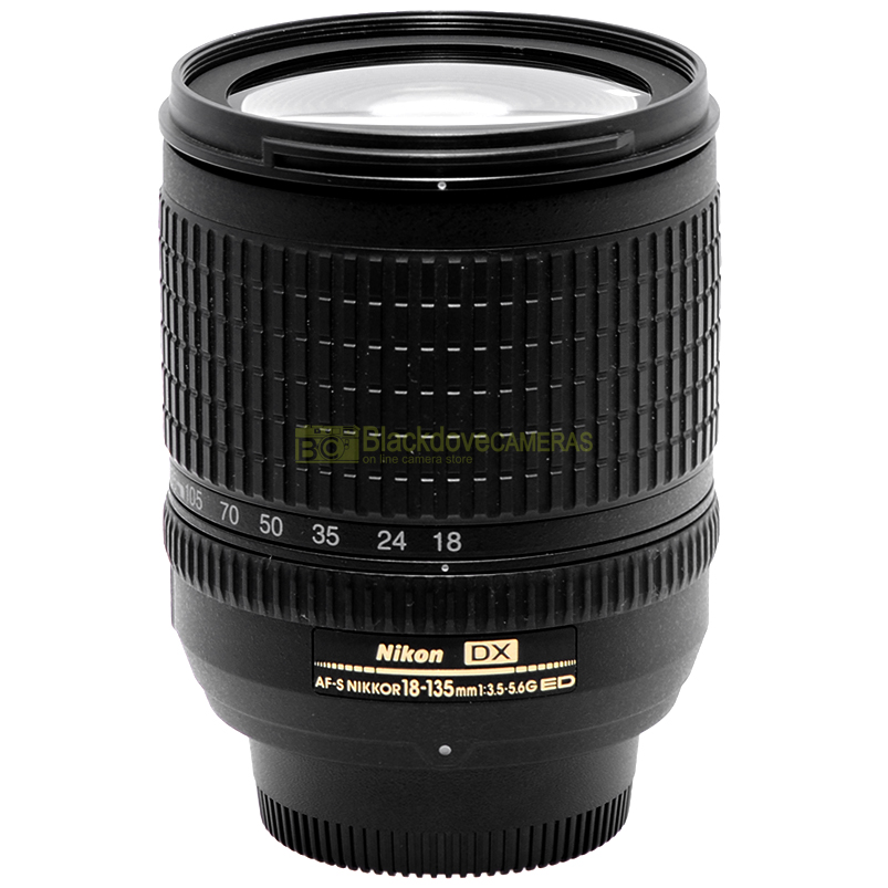 Nikon AF-S zoom Nikkor 18/135mm. f3,5-5,6 G