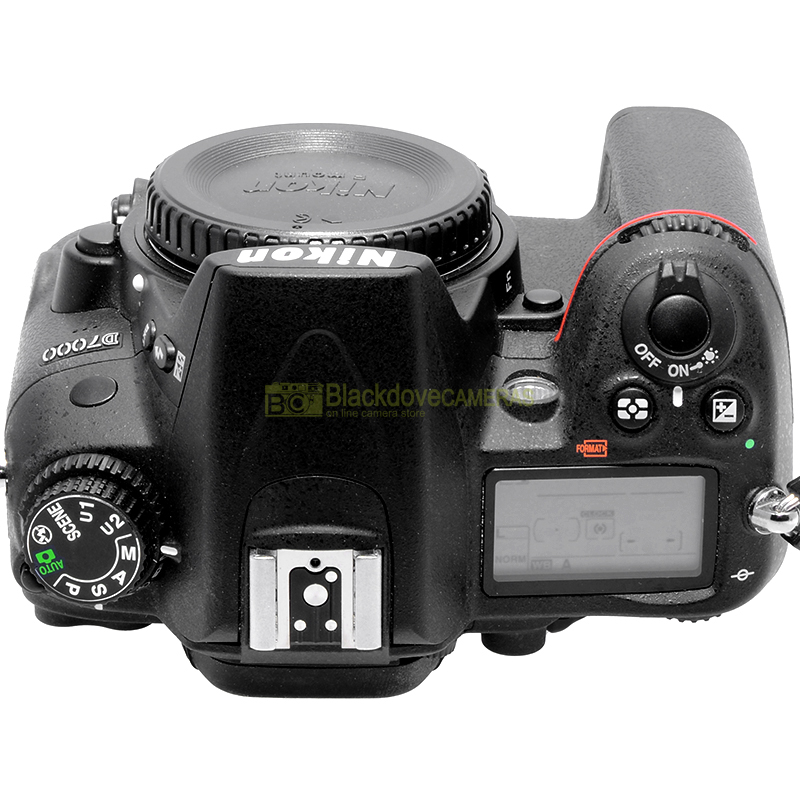 Nikon D7000 reflex digitale dettaglio comandi