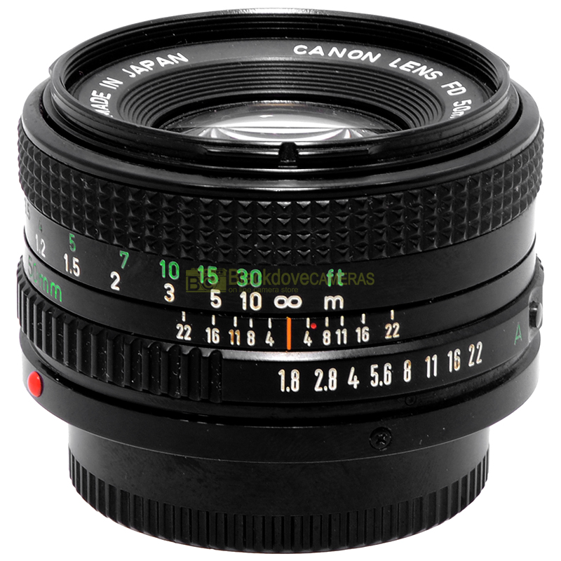 Canon FD 50mm f/1.8 vista frontale dell’obiettivo vintage