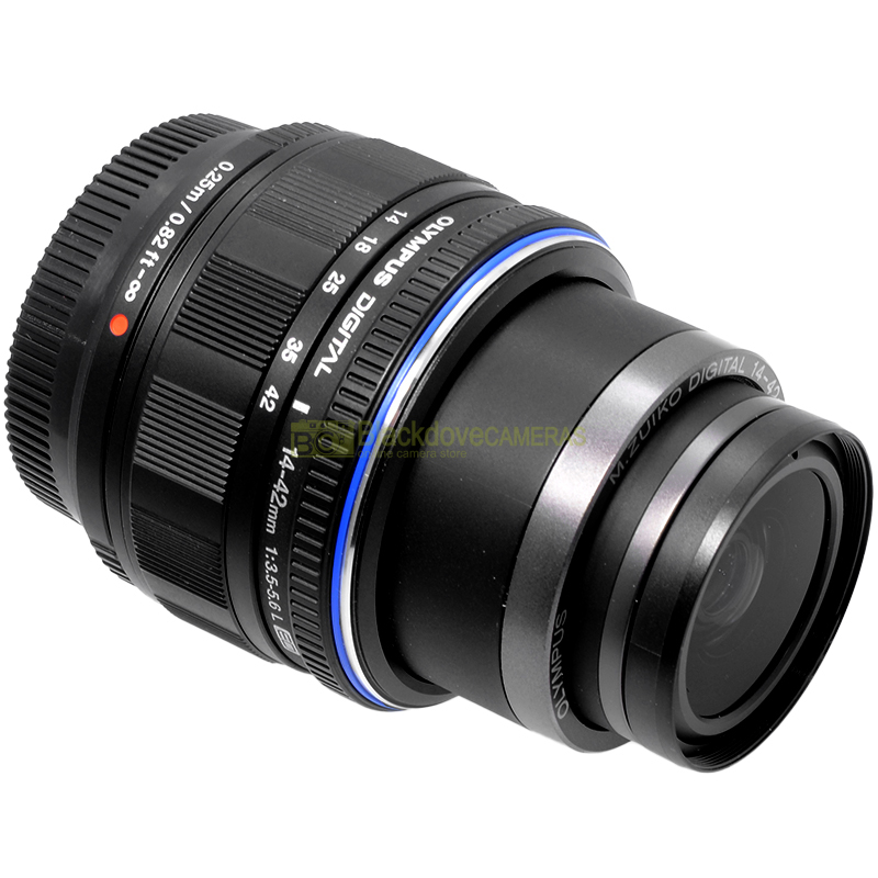 Vista laterale Olympus M.Zuiko 14-42mm f/3.5-5.6 ED Black