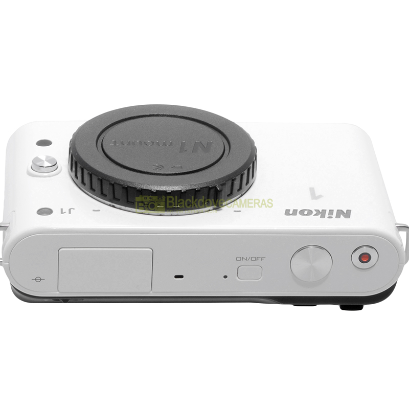 Nikon 1 J1 dettaglio comandi superiori