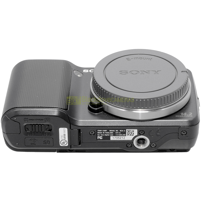 Sony NEX-3 mirrorless APS-C vista laterale