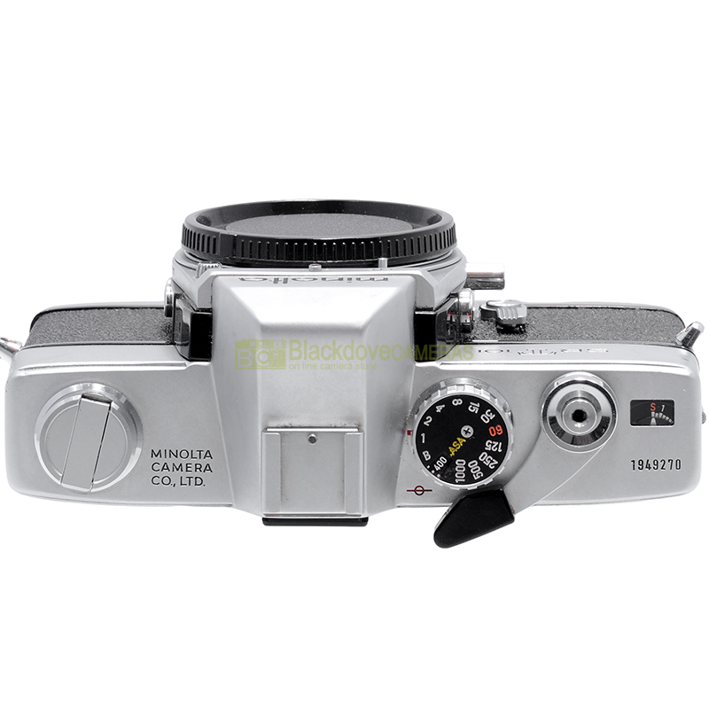 Minolta SRT 101 fotocamera analogica dettaglio meccanico