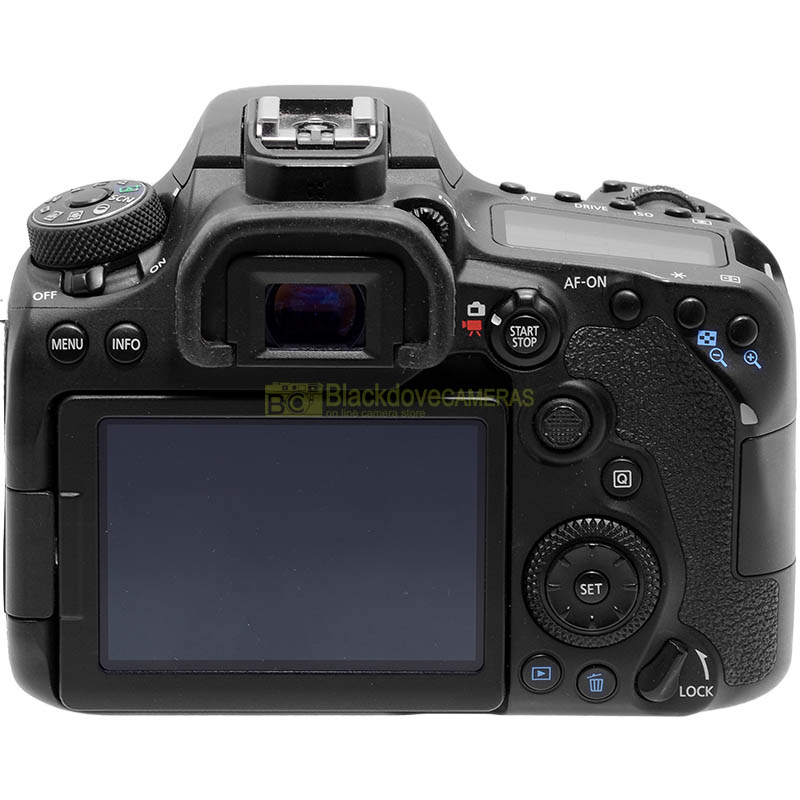 Canon EOS 90D dettaglio corpo macchina