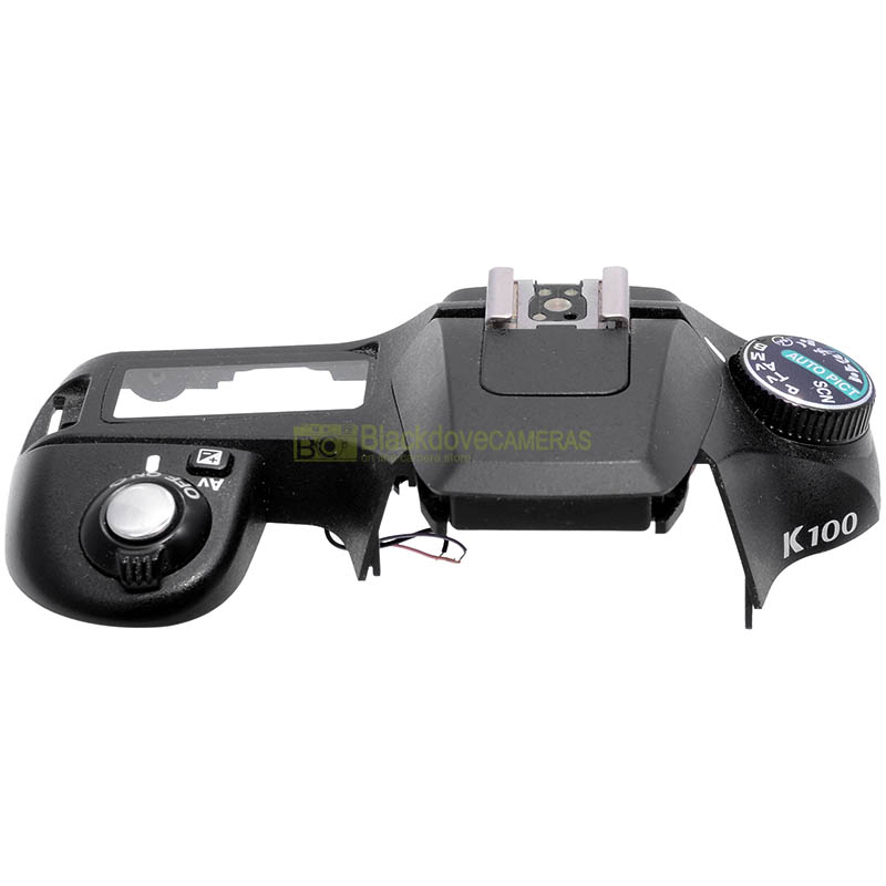 Calotta con flash e ghiere per Pentax K100D