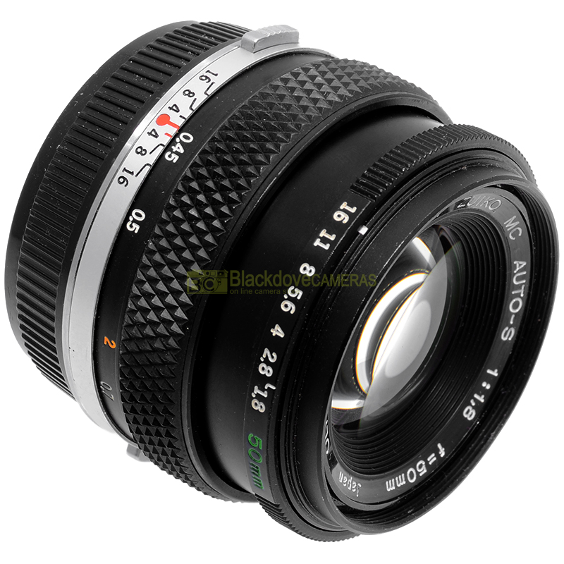 Olympus Zuiko MC Auto‑S 50mm f/1.8 – vista posteriore