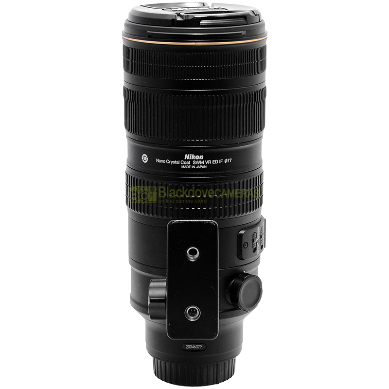 Nikon AF-S Nikkor 70-200mm f/2.8G ED VR II – vista laterale del teleobiettivo