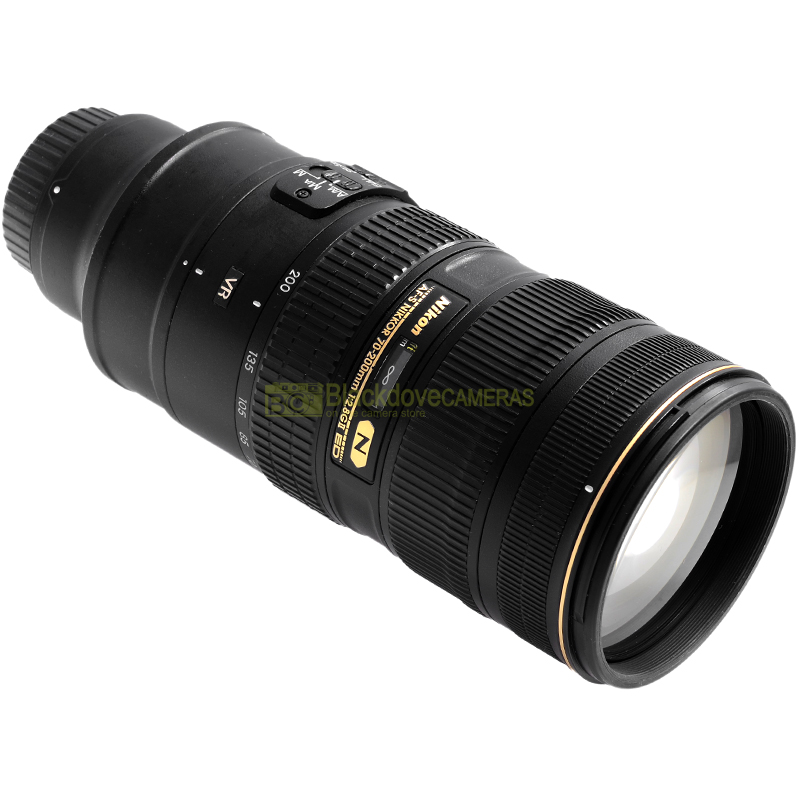 Nikon AF-S Nikkor 70-200mm f/2.8G ED VR II – vista laterale del teleobiettivo