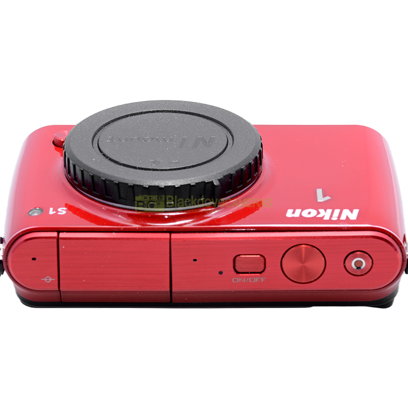 Nikon 1 S1 Red Body Only | Mirrorless Digitale Compatta | Leggi/Read! 13 Nikon 1 S1 Red – vista posteriore