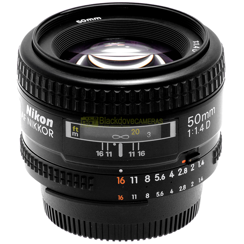 Nikon AF-D 50mm f/1.4 vista frontale