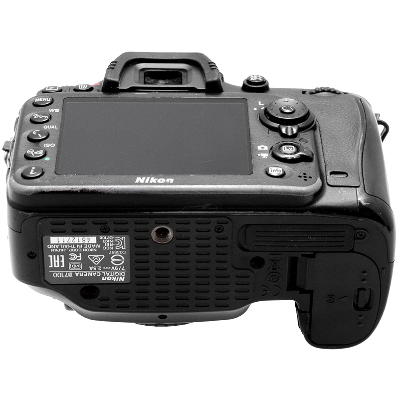 Nikon D7100 – fondo