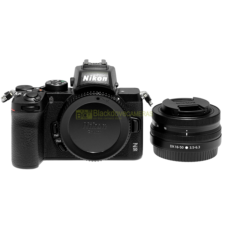 Nikon Z50 kit – vista laterale