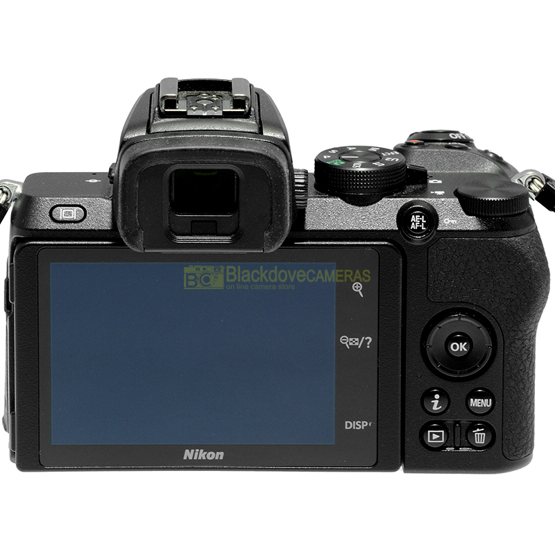 Nikon Z50 kit – vista laterale