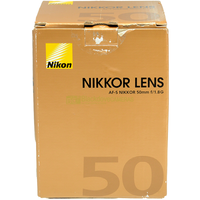 Nikon AF-S 50mm f/1.8 G – dettaglio paraluce