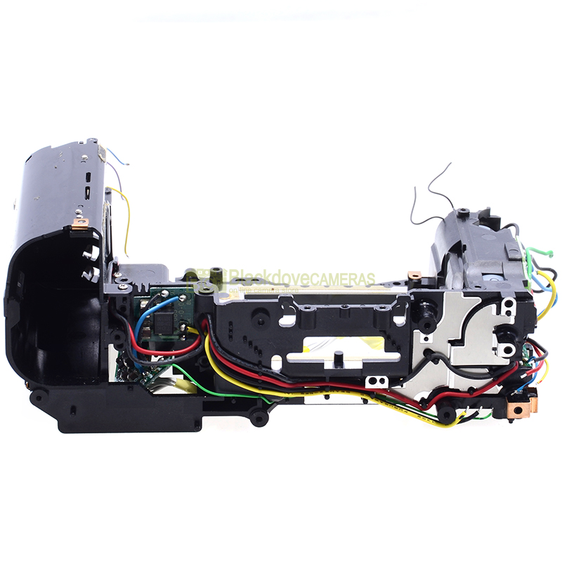 Vano batteria/supporto sensore Nikon D300s – vista frontale