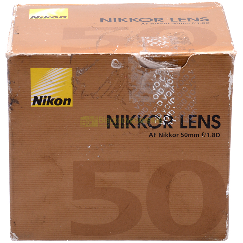 Nikon Nikkor AF‑D 50mm f/1.8 – vista laterale