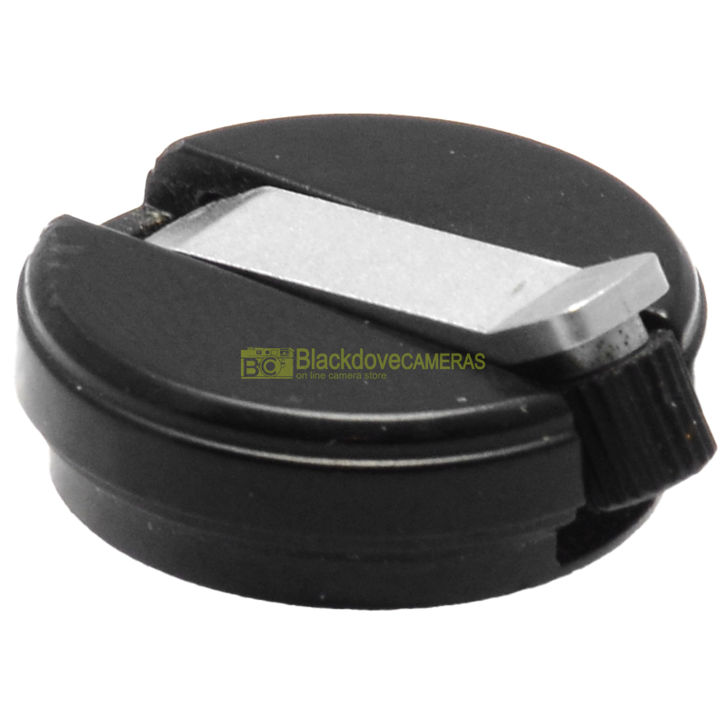 Olympus OM‑10 rewind knob – dettaglio