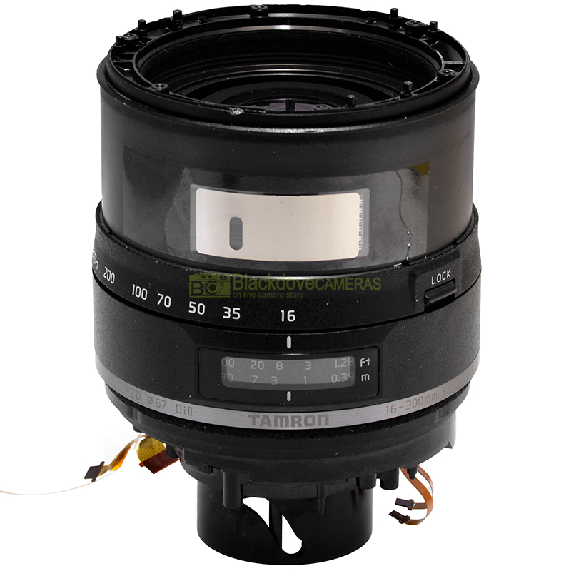 Tamron 16‑300mm – componenti interni vista 1