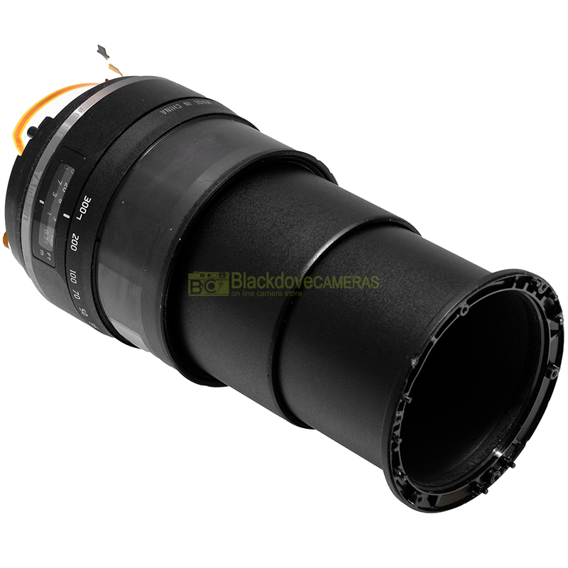 Tamron 16‑300mm – componenti interni vista 2