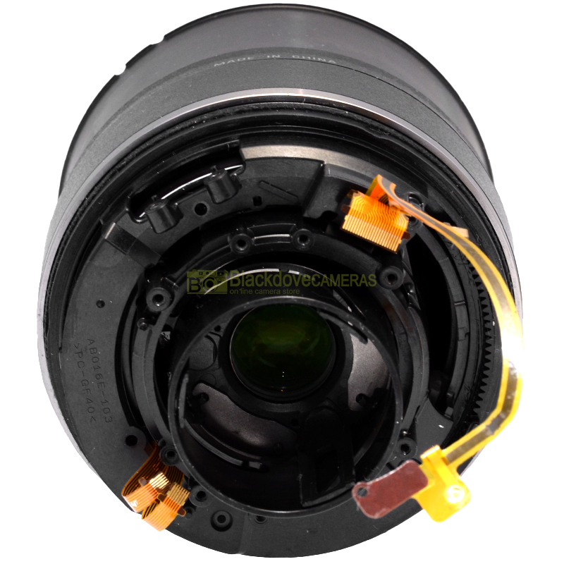 Tamron 16‑300mm – componenti interni vista 5