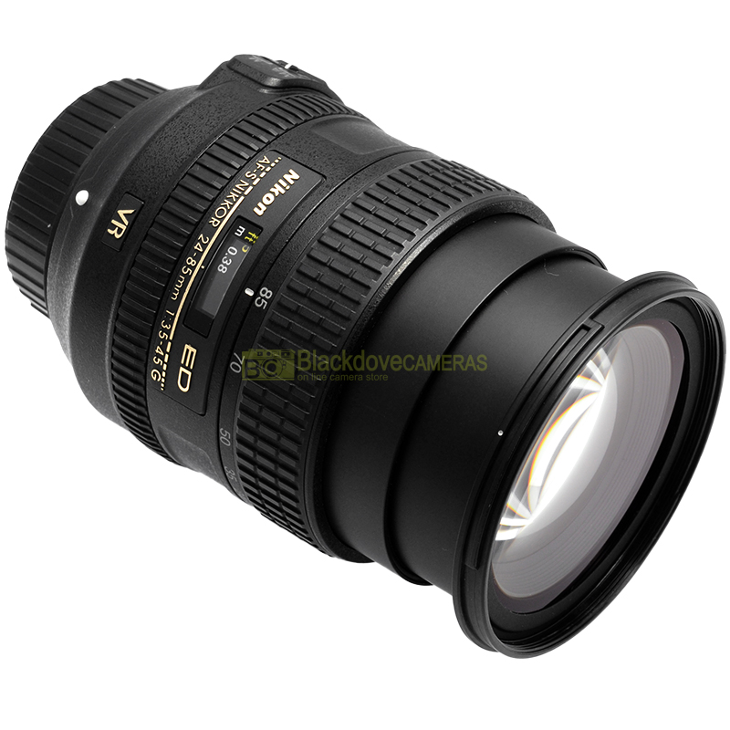 Nikon AF-S 24-85mm f/3.5-4.5 G ED VR – vista laterale