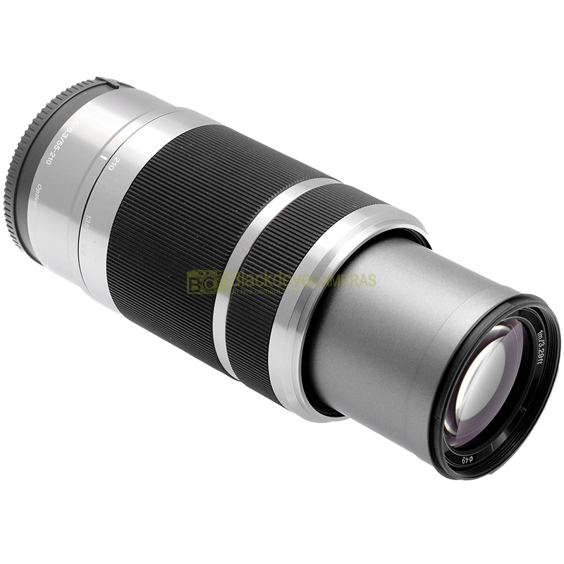 Sony E 55-210mm f/4.5-6.3 OSS Silver