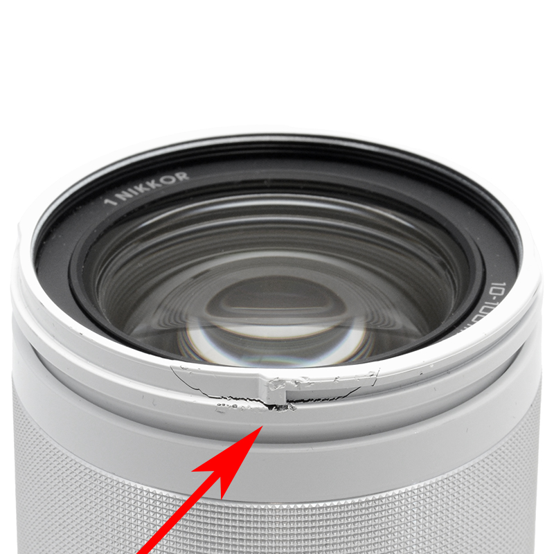 Nikon 1 Nikkor 10-100mm f/4-5.6 VR Zoom Bianco con Filtro UV dettaglio portafiltri