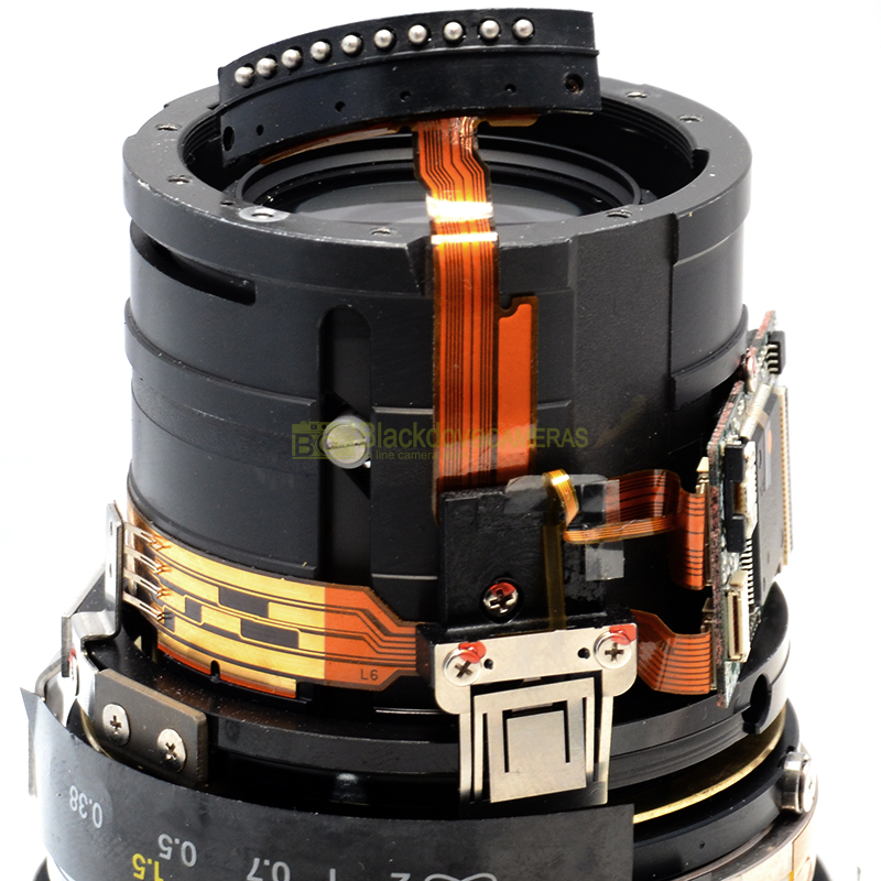 Gruppo completo Nikon AF‑S 24‑70mm f/2.8 G ED vista assemblata