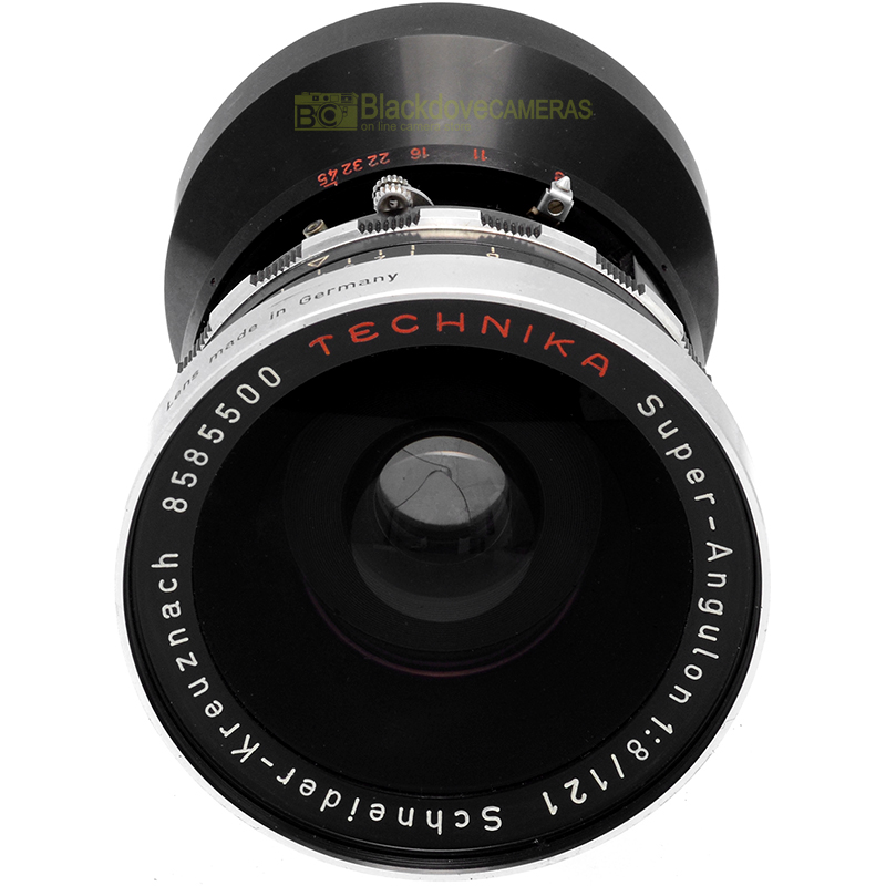 Schneider Super Angulon 121mm f/8 otturatore e comandi