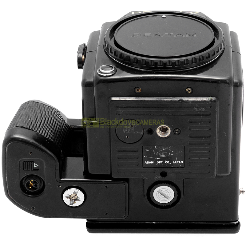 Pentax 645 body vista inferiore