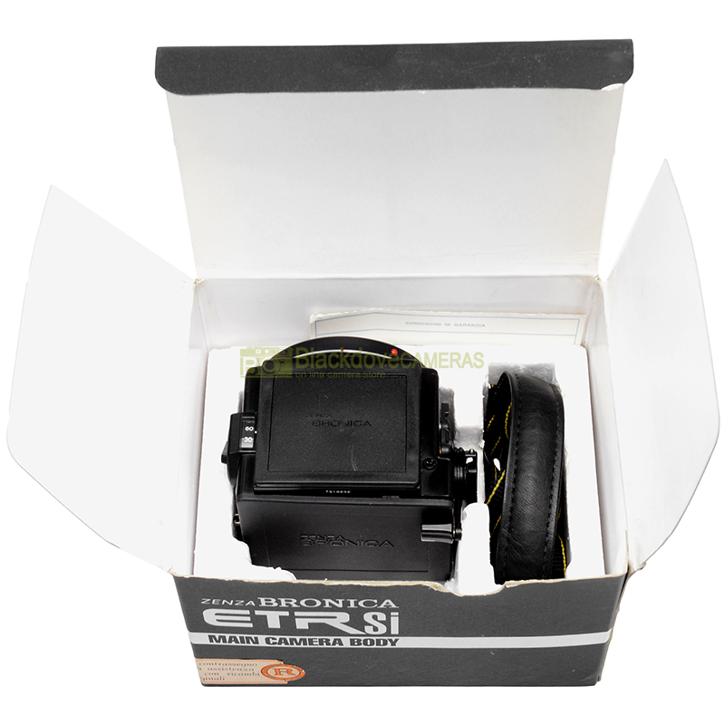 Zenza Bronica ETRsi dettaglio impugnatura