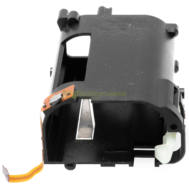 Canon 5D Mark II vano batteria vista laterale