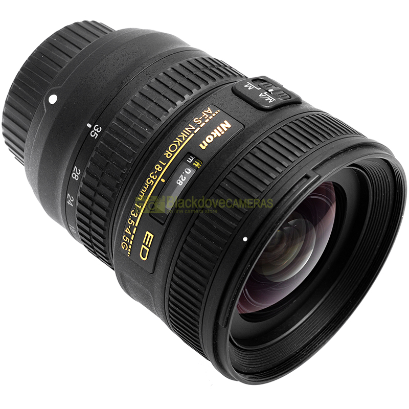 Nikon 18-35mm f/3.5-4.5G ED vista superiore