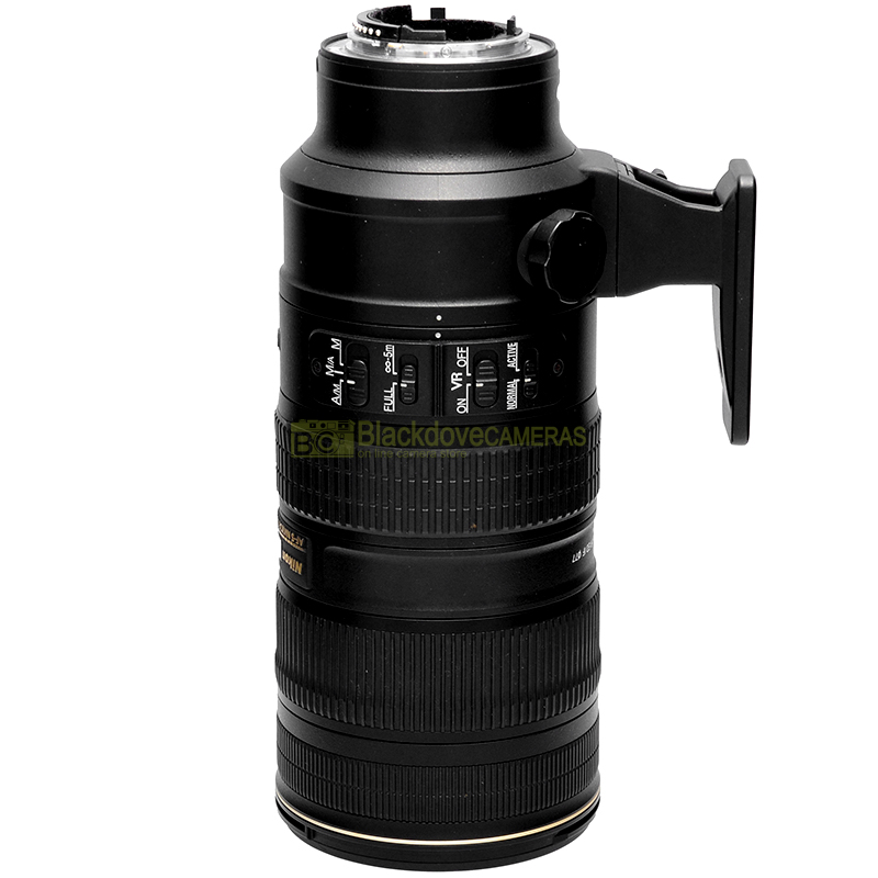 Nikon AF-S Nikkor 70-200mm f/2.8G ED VR II – vista laterale del teleobiettivo