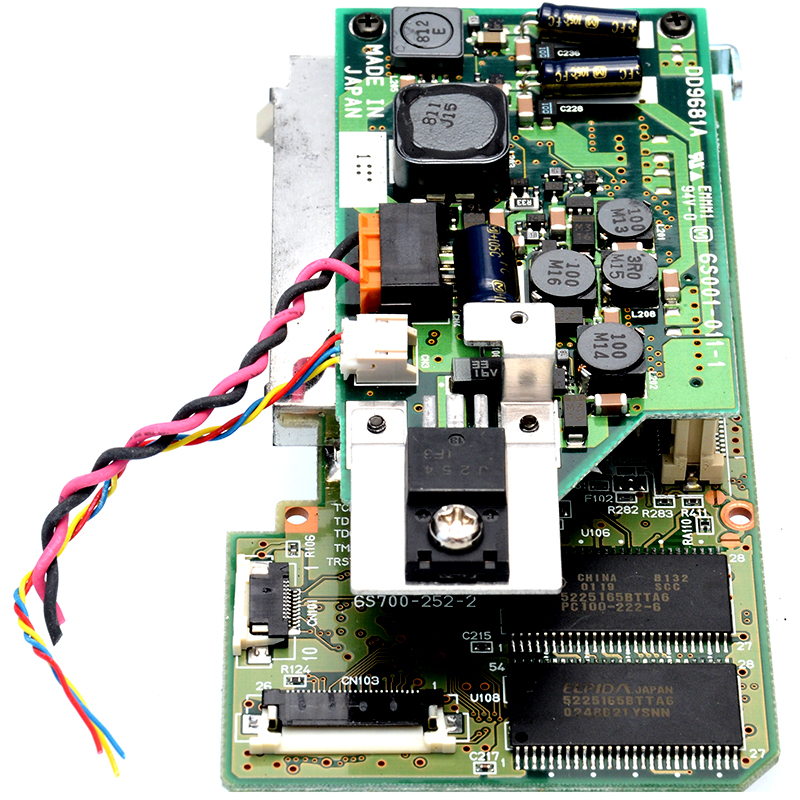 Nikon D1X main board vista 4