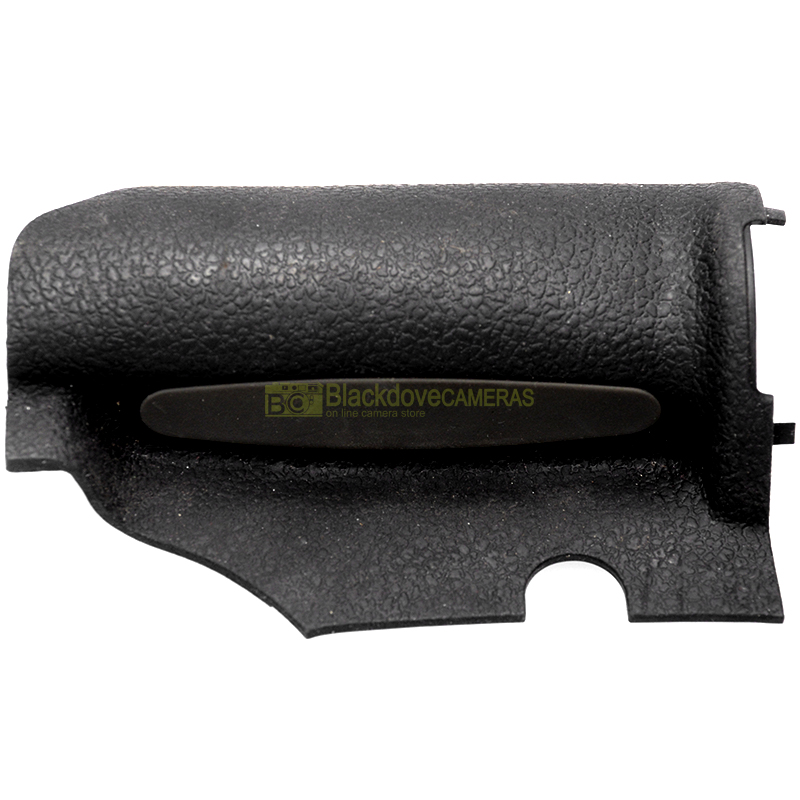 Nikon D1X rubber grip vista 2