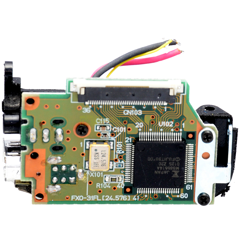 Nikon D1X presa Firewire vista 2