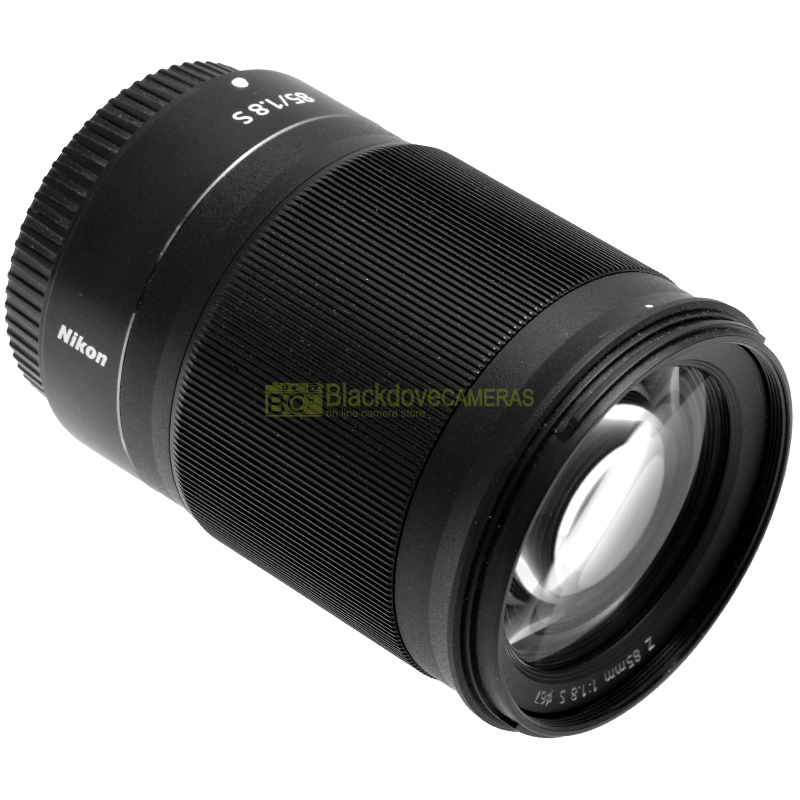 Nikon Z 85mm f1.8 S vista 2