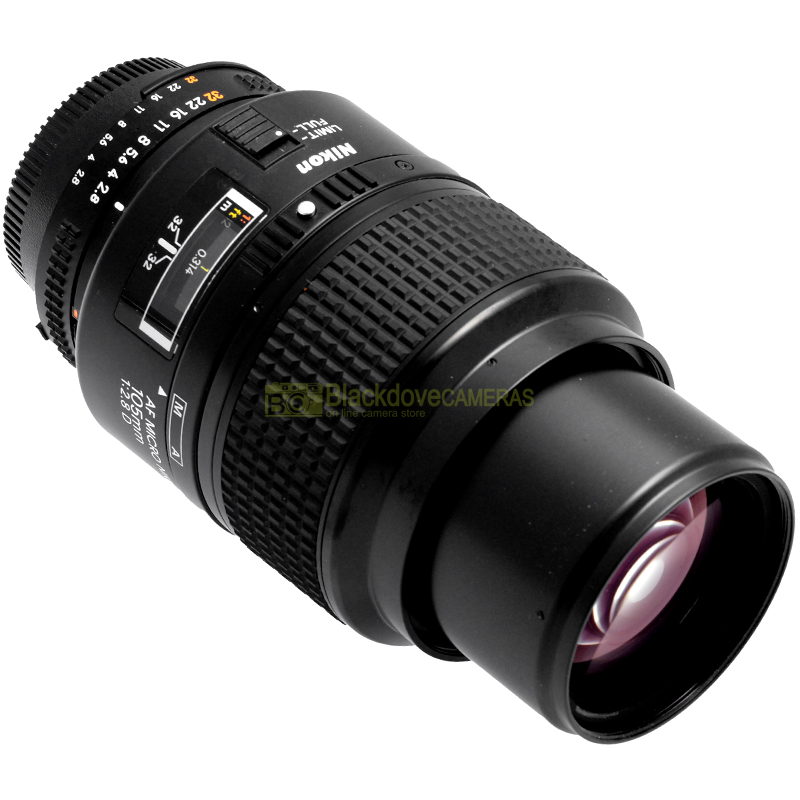 Nikon AF-D Micro Nikkor 105mm f/2.8 – vista laterale