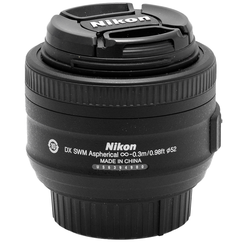 Nikon 35mm DX dettaglio corpo obiettivo