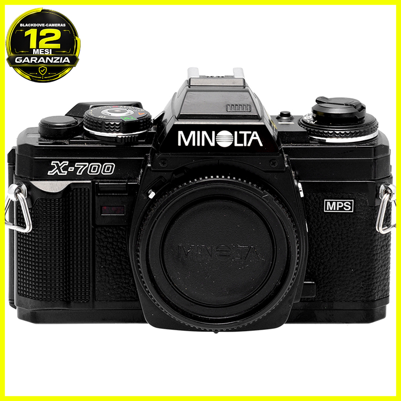 Minolta X-700 vista frontale
